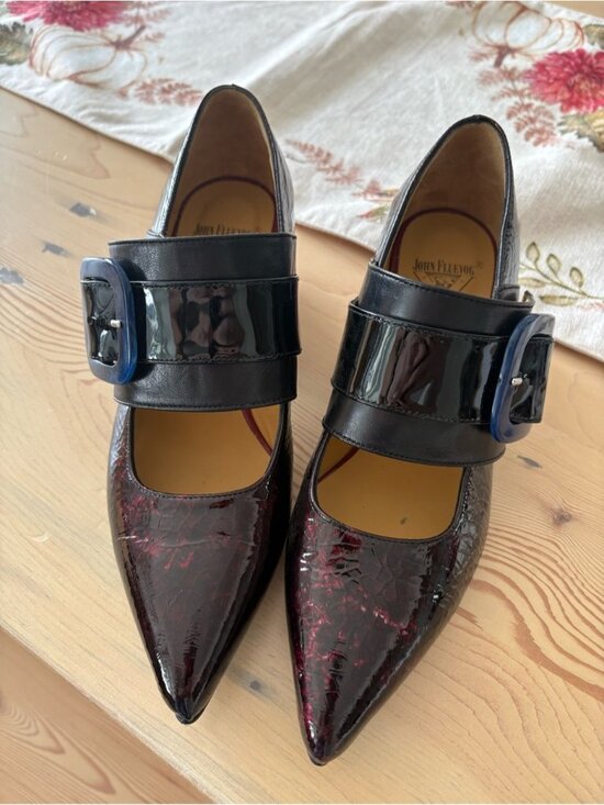 John Fluevog Shoes - JOHN FLUEVOG PATENT STRAP MARY JANE HEELS